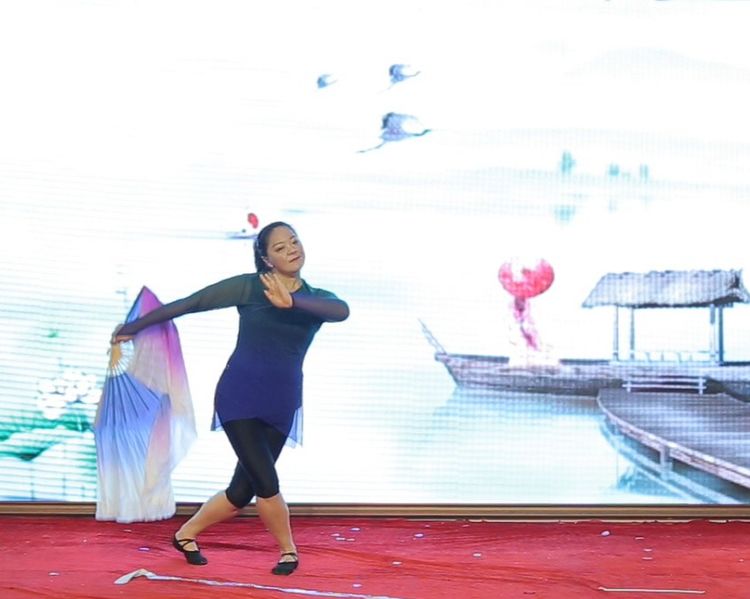 齐聚爱心 逐梦未来——池州市三献志愿者协会2020新春联谊会