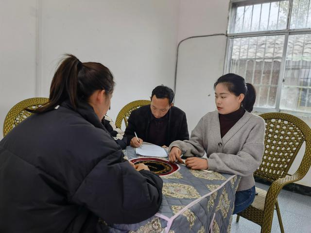 返乡创业，初见成效——记麻江县90后大学毕业生杨光珍