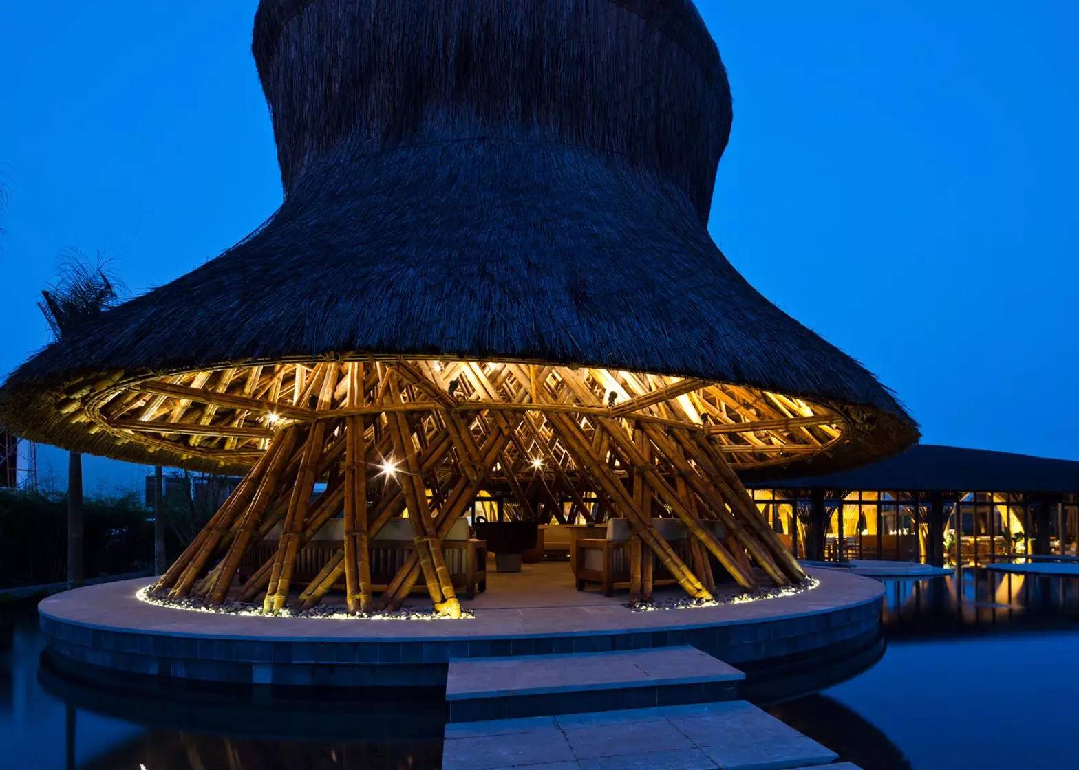 他是最会用竹子造房子的设计师，没有之一