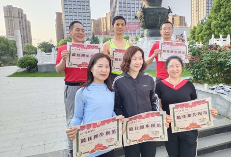 阜南马拉松协会特步“特跑簇”全国联跑活动跑步最光荣五一节假日联跑今天开跑