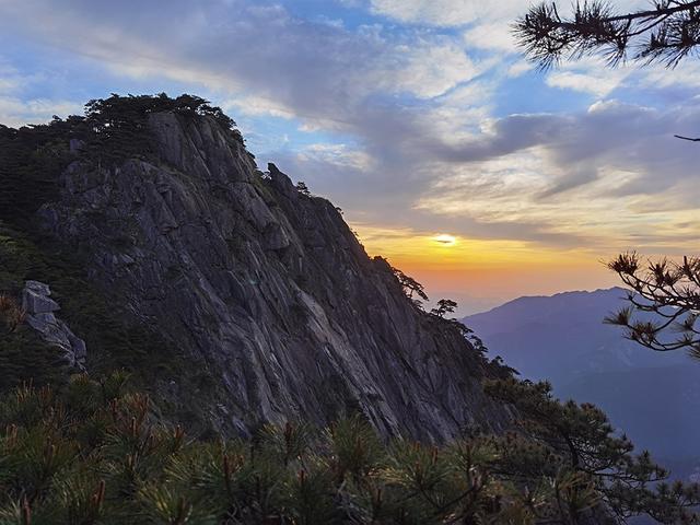 安徽石台：众里寻景千百度 尽在皖南第三峰