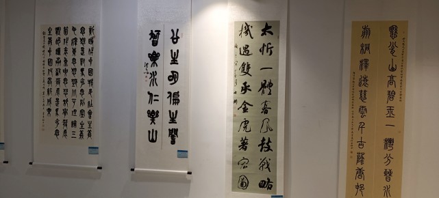 助力“太忻经济—体化”发展与太原·忻州城市书法联展在省图举行