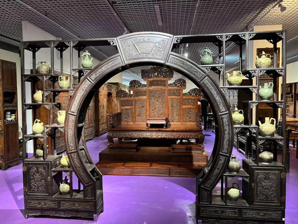 博士茶馆周，独立投资人创始人张铭博士携博士茶馆创始人侯琳博士，核心合伙人邹俊立先生，酱父金酒温玉瑞总裁一行莅临深圳茶博园，合作促进中国茶酒产业发展