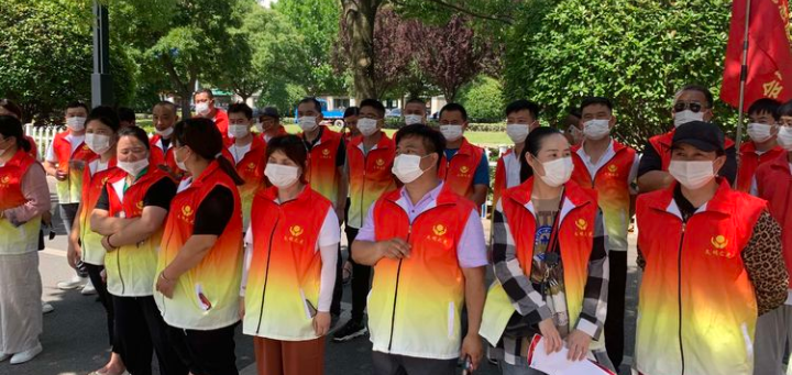 文明颍上，助力高考一阜阳市文明之光志愿者协会举行2022年爱心活动