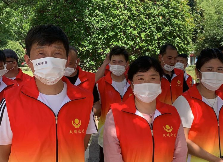 文明颍上，助力高考一阜阳市文明之光志愿者协会举行2022年爱心活动