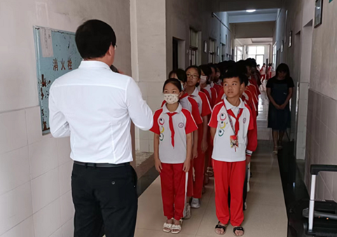 湖南永兴朝阳小学：毕业生心怀感恩向梦想启航