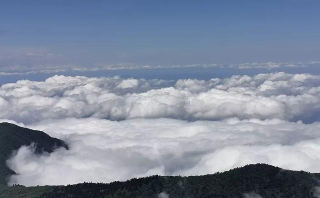 四川版“天空之城”，云海触手可及！