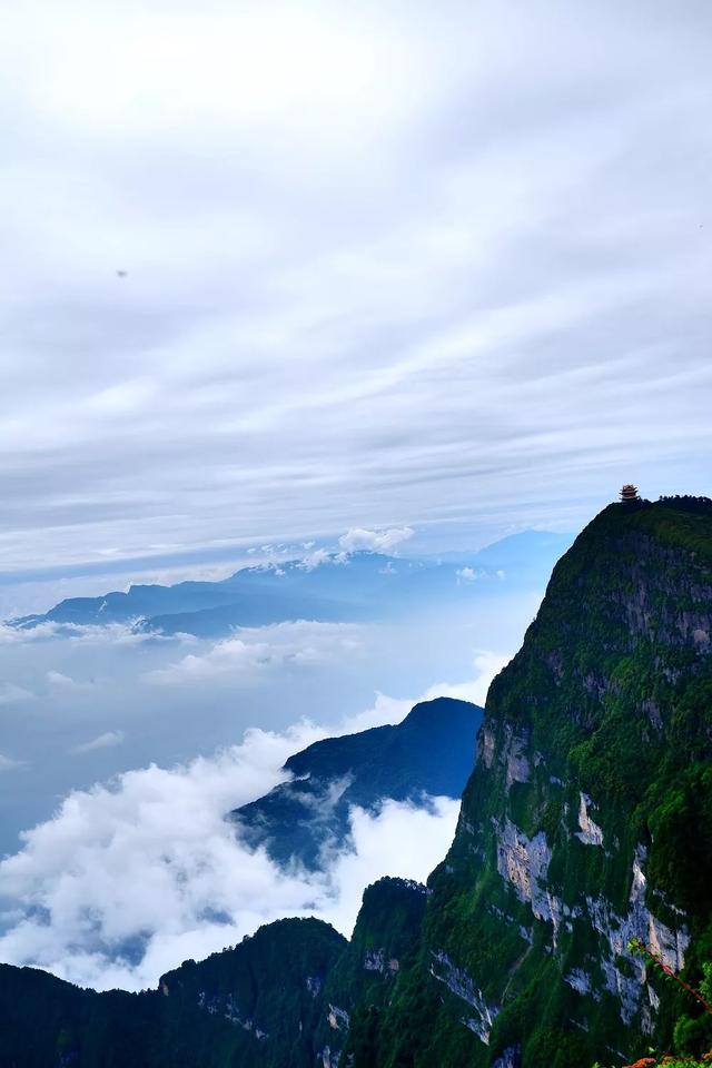 四川版“天空之城”，云海触手可及！