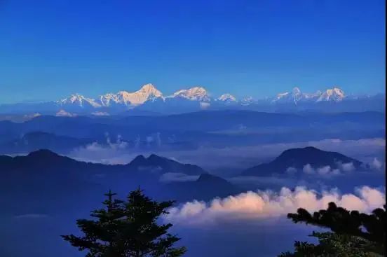 四川版“天空之城”，云海触手可及！