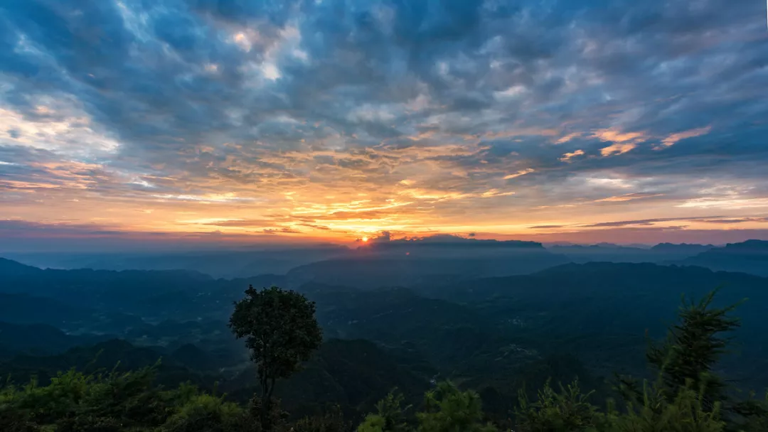 四川版“天空之城”，云海触手可及！