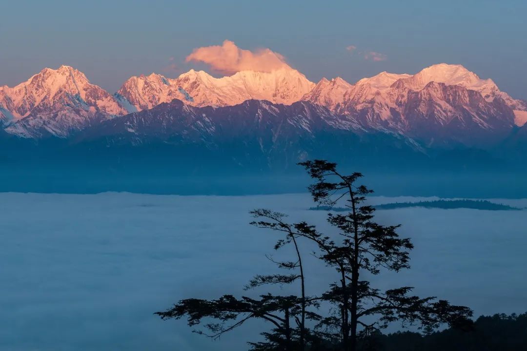 四川版“天空之城”，云海触手可及！