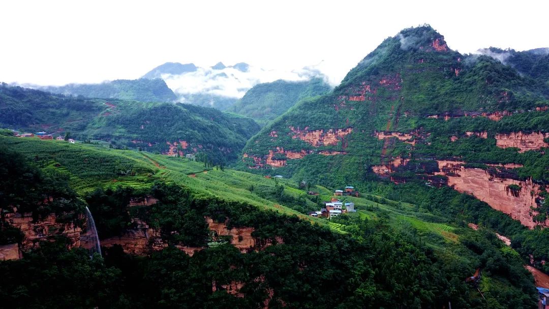 漫步四川·趣味研学｜丹霞研学去哪儿？