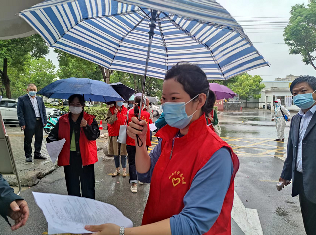 安徽颍州：颍南中学开学前进行疫情防控演练