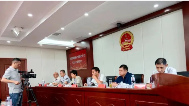 安徽：颍州区第三次作代会召开 肖龙当选作协主席