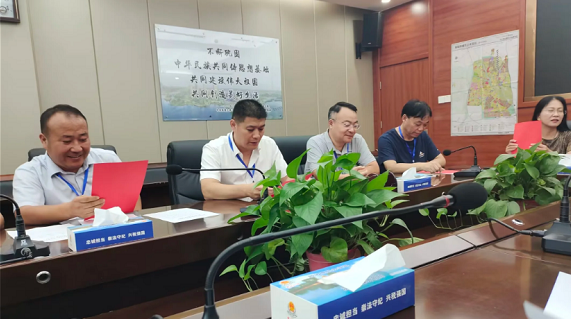 安徽：颍州区第三次作代会召开 肖龙当选作协主席