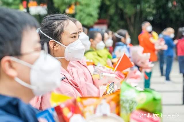 来时无畏，归时无恙，毕节2400名医务人员返程