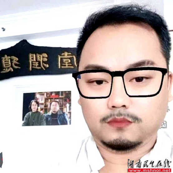 艺术需要错觉——写给书法家曾涛