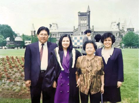 只留清⽓满乾坤——记著名爱国侨领王源兴及他的后辈们