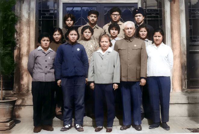 只留清⽓满乾坤——记著名爱国侨领王源兴及他的后辈们