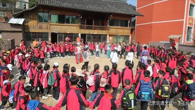 这个秋天，以“纸”为媒，青曼研究院带你探寻非遗文化记忆