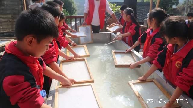 这个秋天，以“纸”为媒，青曼研究院带你探寻非遗文化记忆