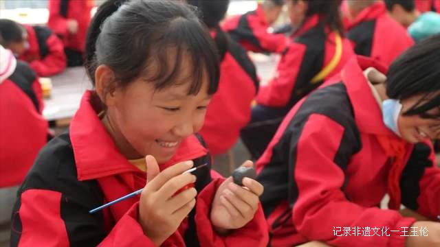 这个秋天，以“纸”为媒，青曼研究院带你探寻非遗文化记忆