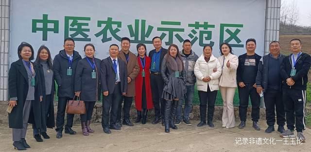 3.15诚信品牌华夏行活动组委会到福泉调研