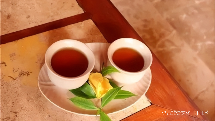 冬天如何喝茶？喝红茶预防流感，喝黑茶养胃