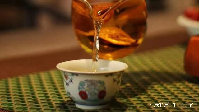 无论大隐于市，人都要喝茶