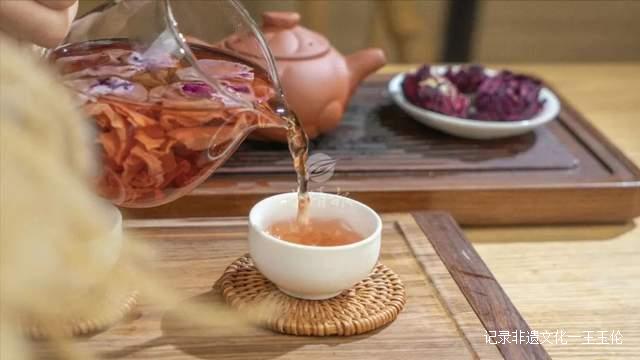 无论大隐于市，人都要喝茶