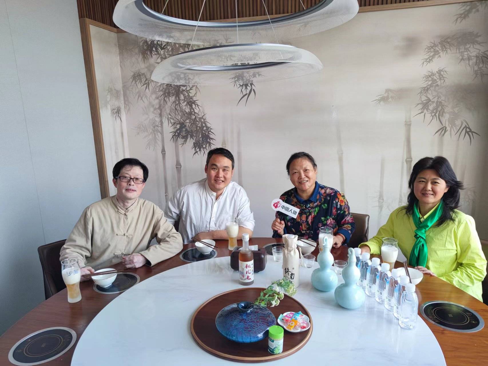 【央媒头条】书虫惊蛰启耕读 