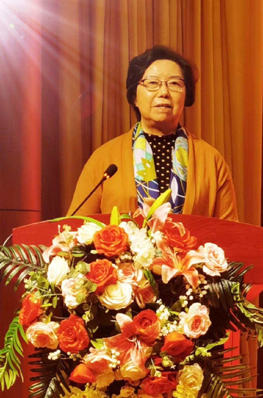 云南省老年合唱协会举行“欢乐进校园，放歌彩云南”系列活动