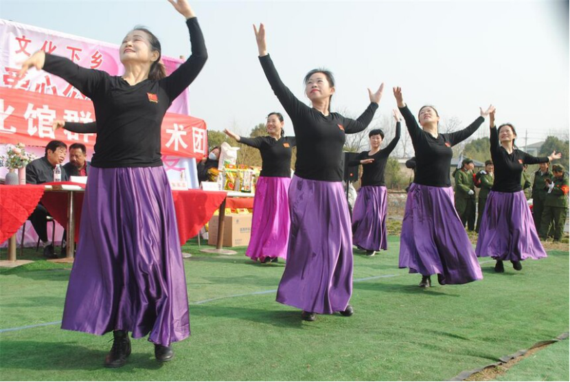 爱心助农  文化下乡,助力乡村振兴爱心公益活动举行