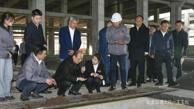 贵州省委常委、常务副省长吴强莅临董酒调研