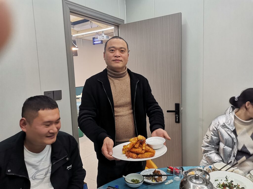 浙江省义乌市最美开乐鱼府-崔守机