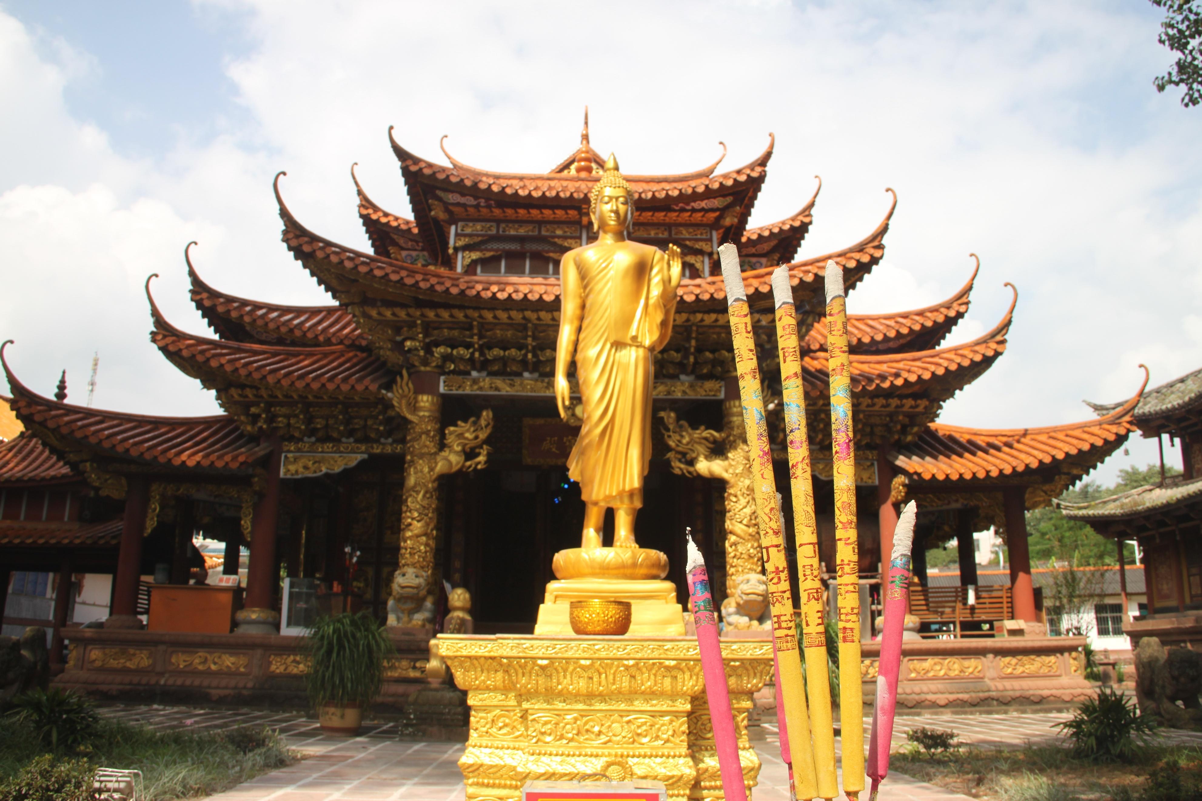 千景之谷·花朝水悦‖云南景谷：无量宝地泼水节，万人空巷共狂欢