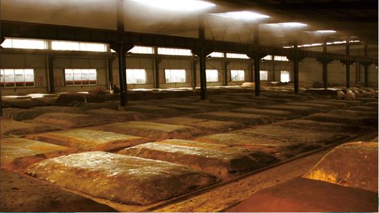 这个千亿市场持续升温，春糖抢“凤香老酒”入场券