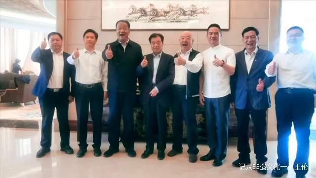 老村长集团在天壶国际大酒店协办第15届贵州茶产业博览会