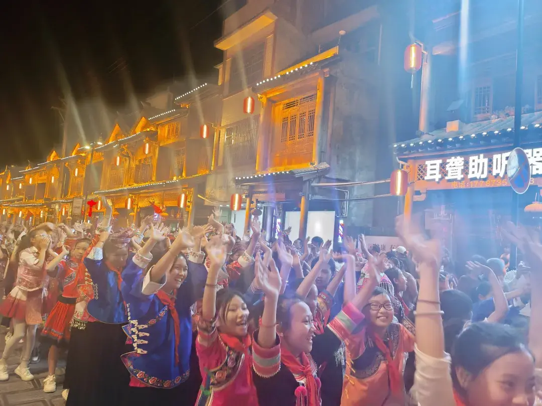 广南文旅：文化盛宴满古城，最是书香能致远