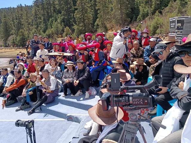 有一种叫云南的生活‖云南迪庆：“知道你要来，我们一直在等你，扎西德勒”