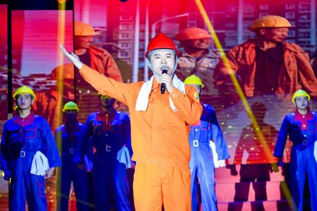 泉州市洛江区总工会举行“庆五一·光荣颂”暨工会简史馆揭牌活动