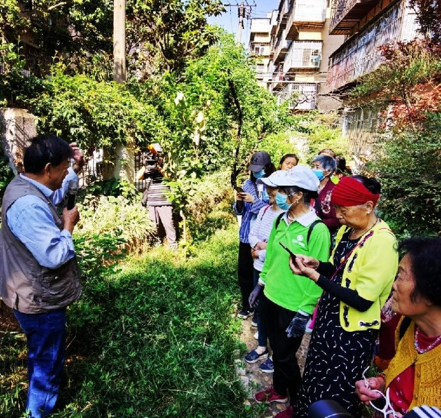 昆明永兴路社区开展“品劳动之果，享丰收之悦”绿色科普活动