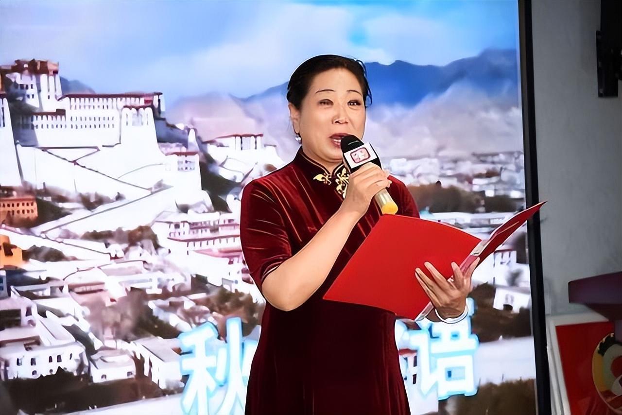 世界读书日“把商洛唱给你听”董发亮诗歌朗诵会在西安举行 