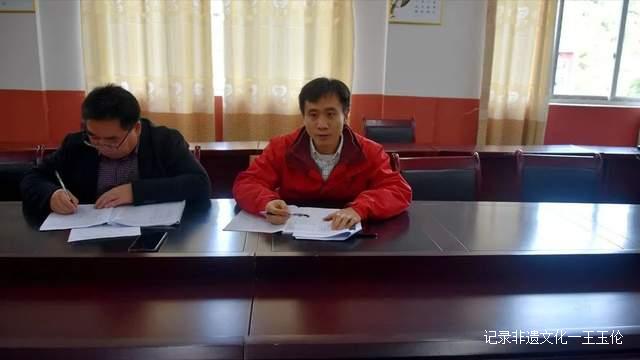 共育职校人，共筑职教梦