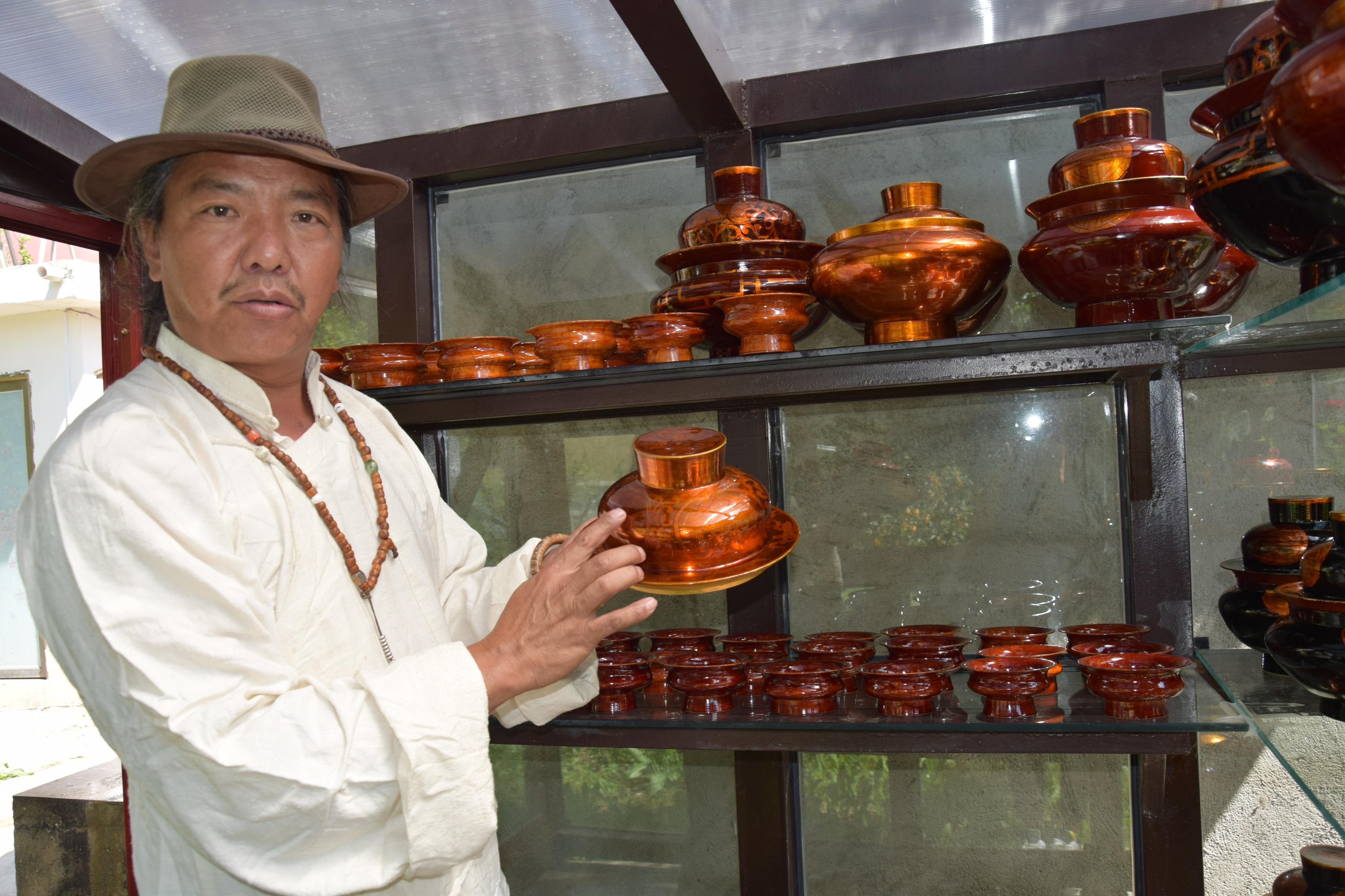 有一种叫云南的生活‖德钦奔子栏：益西家族与“藏木碗”的终身情缘