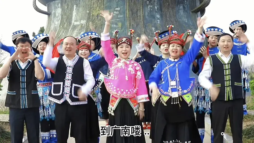 广南：文旅“出圈”，旅游火爆“一路长虹”