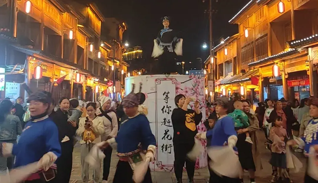 广南：文旅“出圈”，旅游火爆“一路长虹”