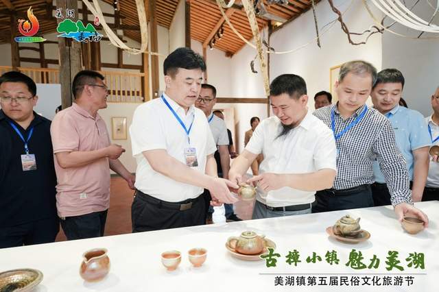 开窑开馆开播 刘明建陶瓷柴烧艺术绽放异彩