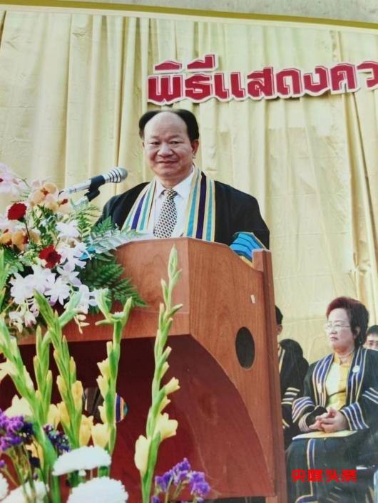 骆小所教授：以“真”铸就教师人生