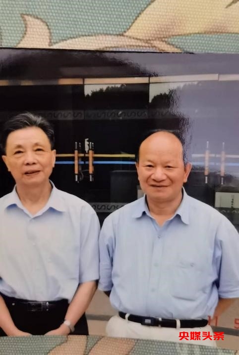 骆小所教授：以“真”铸就教师人生